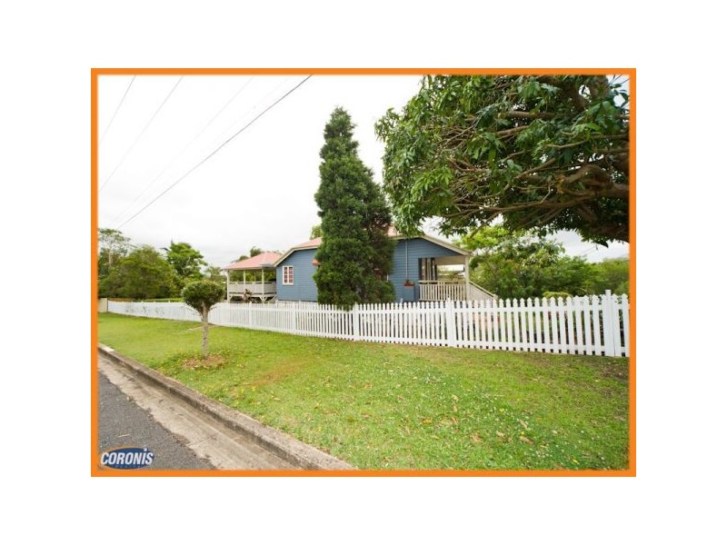 35 Stella Street, Holland Park QLD 4121