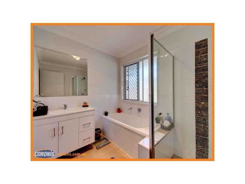 3 Gabrielle Court, Kallangur QLD 4503
