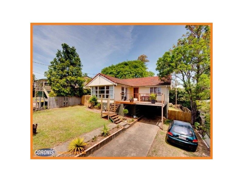 316 Kitchener Road, Stafford Heights QLD 4053