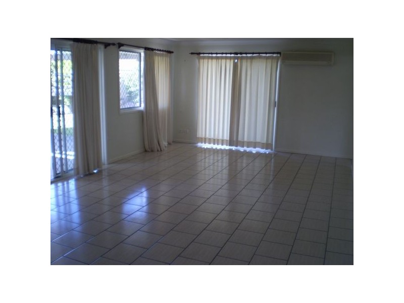 32 Kurrajong Drive, Warner QLD 4500