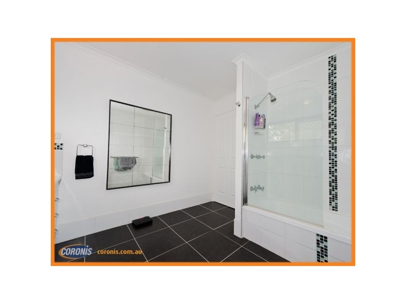 1/136 Bryants Road, Shailer Park QLD 4128