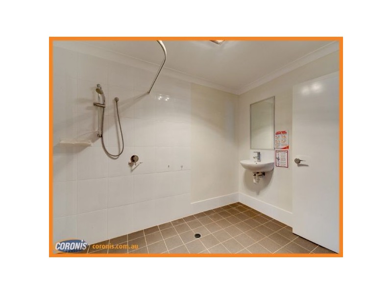 1 Brighton Street, Woody Point QLD 4019