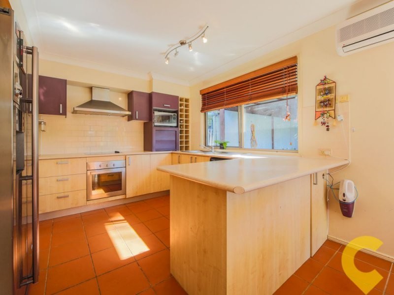 42A Sickle Ave, Hope Island QLD 4212