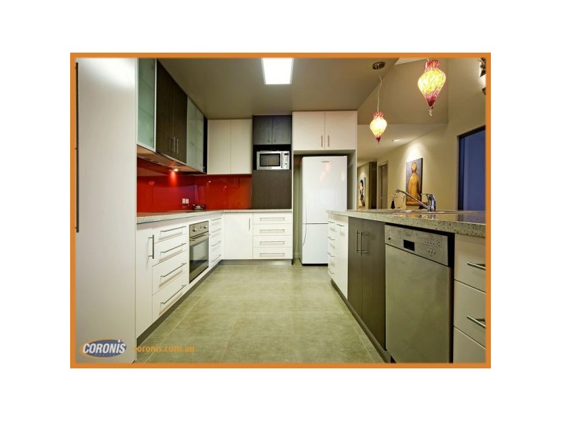 1 Windward Way, Jacobs Well QLD 4208