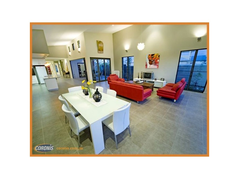 1 Windward Way, Jacobs Well QLD 4208