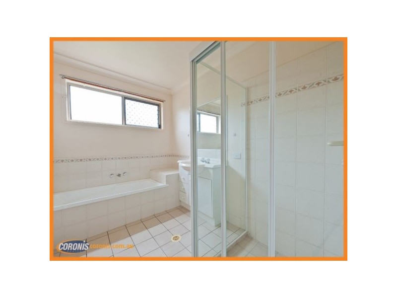 72 Allenby Cres, Windaroo QLD 4207