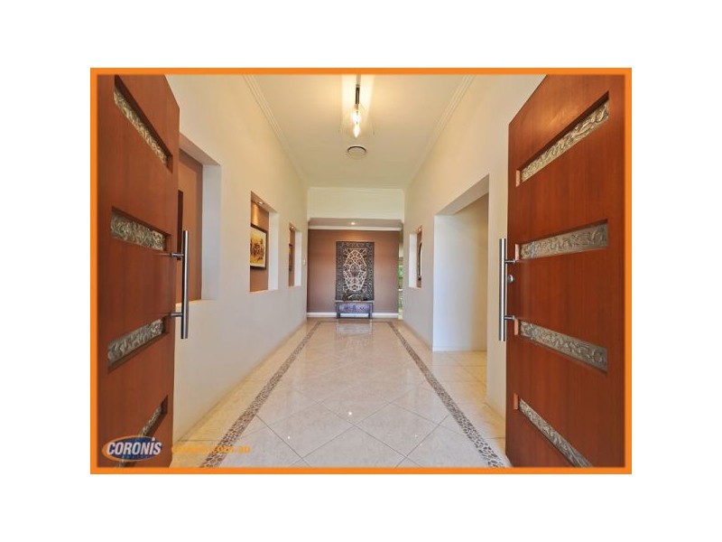 6 Zeus Circuit, Coomera Waters QLD 4209