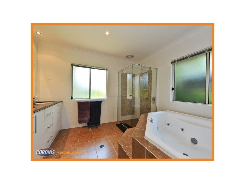 6 Zeus Circuit, Coomera Waters QLD 4209