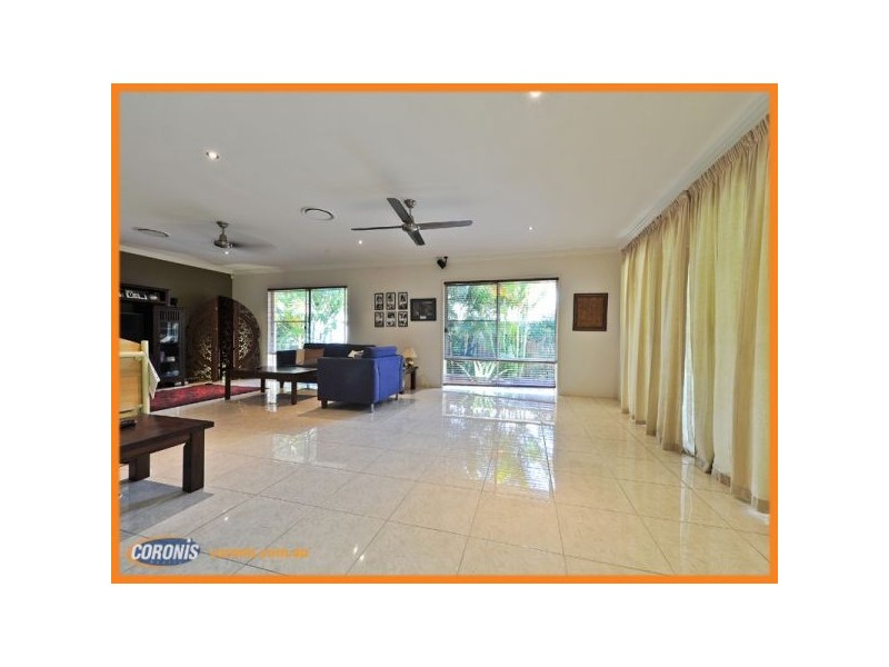 6 Zeus Circuit, Coomera Waters QLD 4209