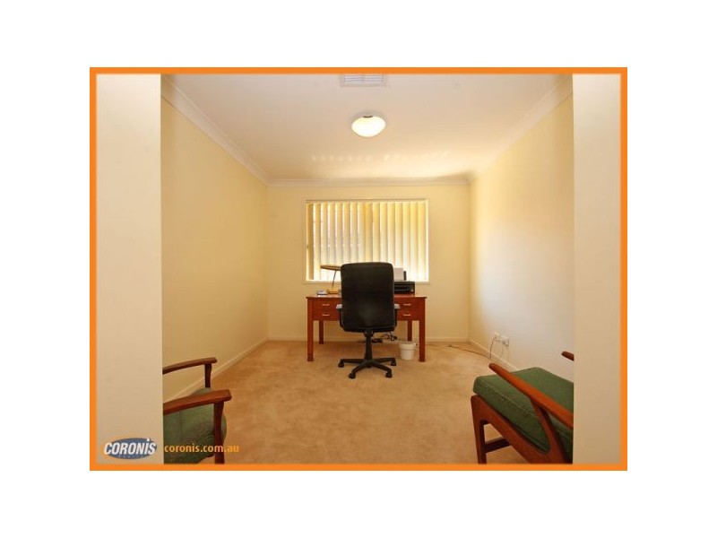 1 Kalamunda Street, North Lakes QLD 4509