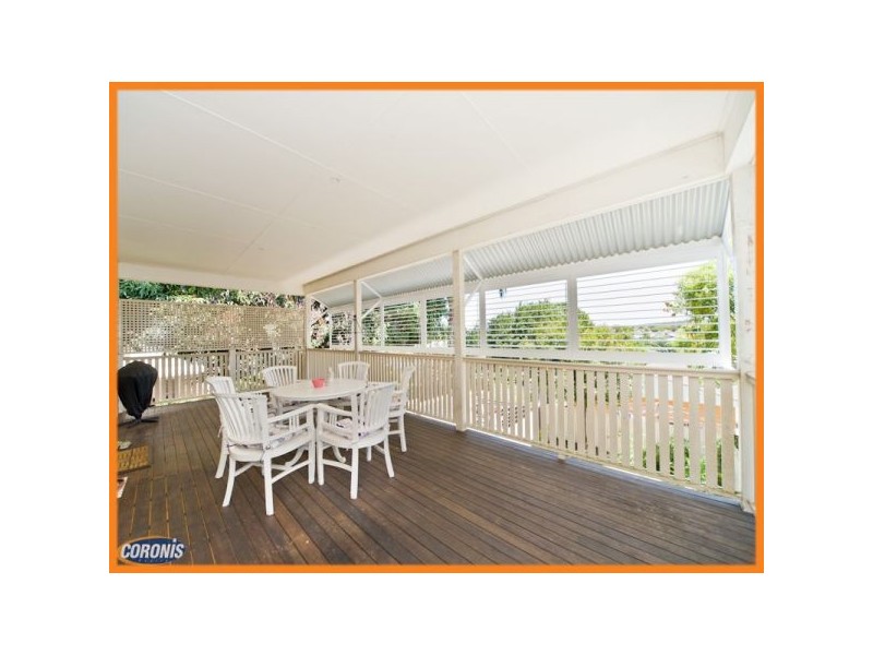 69 Stella Street, Holland Park QLD 4121