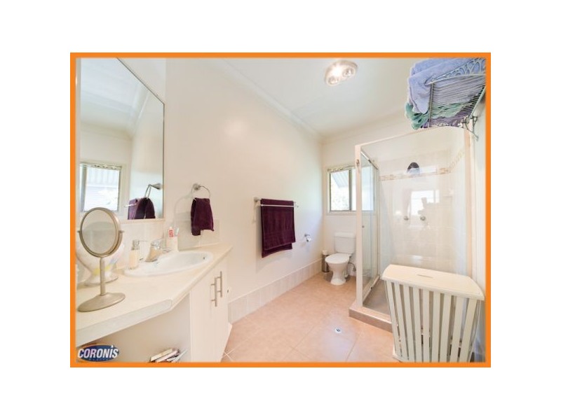 69 Stella Street, Holland Park QLD 4121