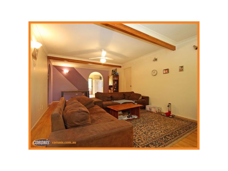 10 Bordeau Crescent, Petrie QLD 4502