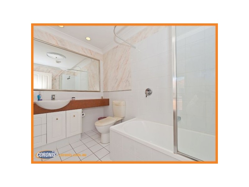 66/60 Caseys Road, Hope Island QLD 4212