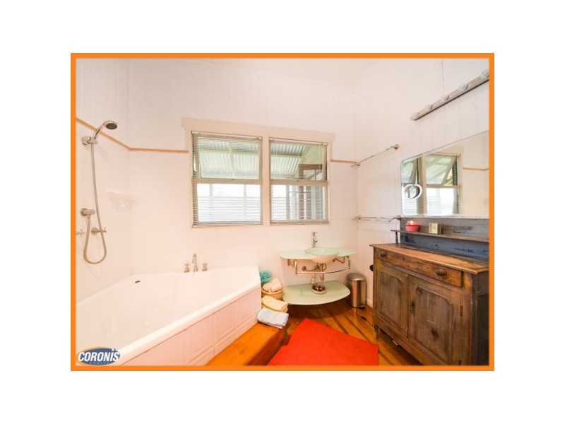 416 Waterworks Road, Ashgrove QLD 4060