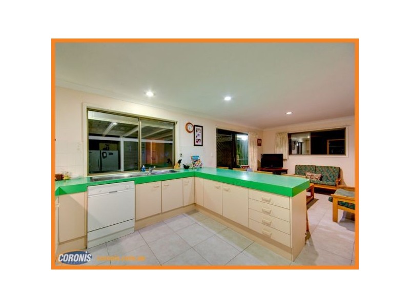 32 Persimmon Street, Ferny Grove QLD 4055