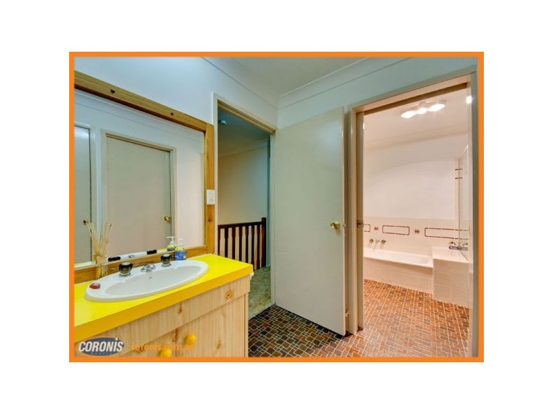32 Persimmon Street, Ferny Grove QLD 4055