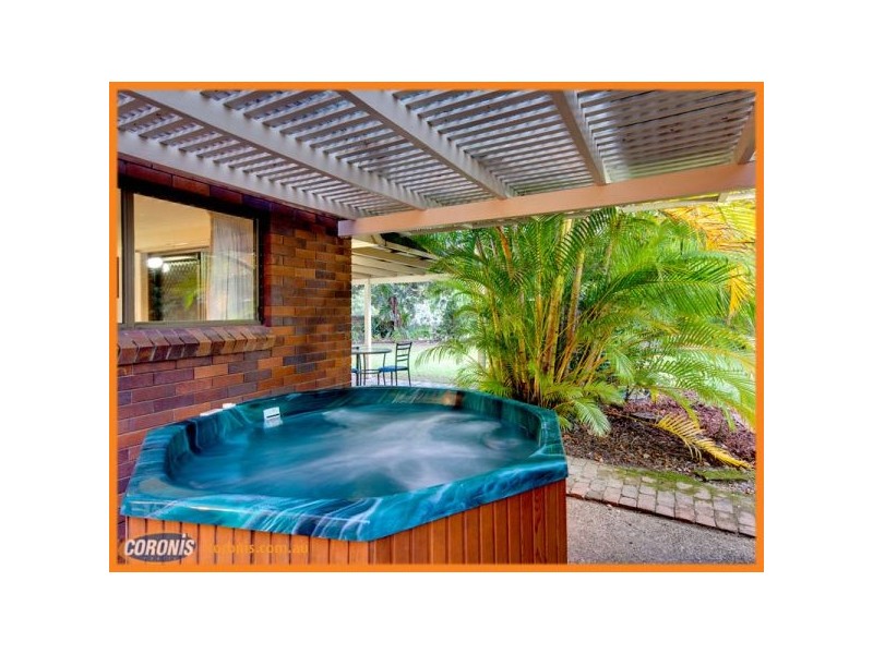 32 Persimmon Street, Ferny Grove QLD 4055