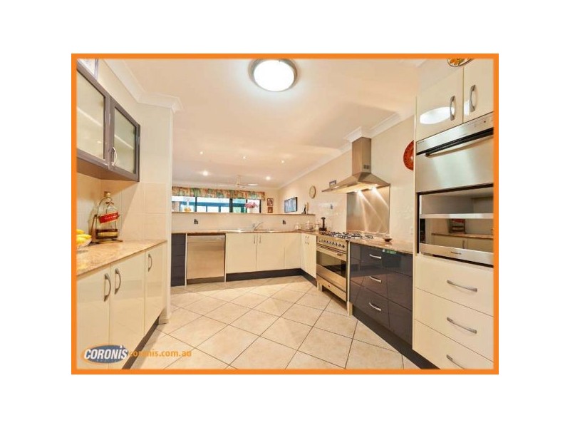 110 Halfway Drive, Ormeau QLD 4208