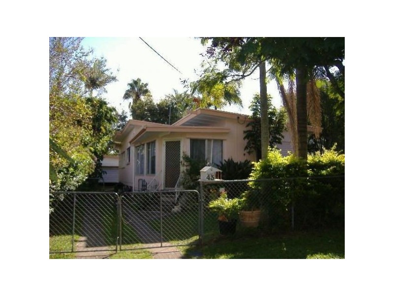 43 Laura Street, Clontarf QLD 4019