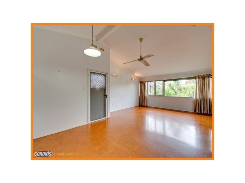 4 Dumaurier Street, Chermside West QLD 4032