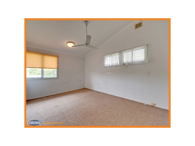 4 Dumaurier Street, Chermside West QLD 4032