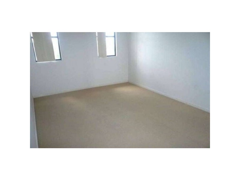 4/13 Richmond Road, Morningside QLD 4170