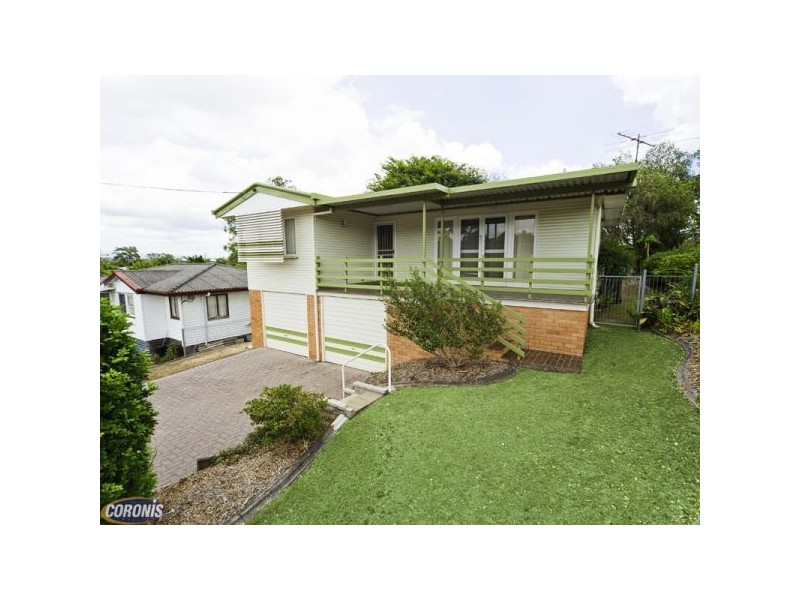 33 Sarina Street, Stafford Heights QLD 4053