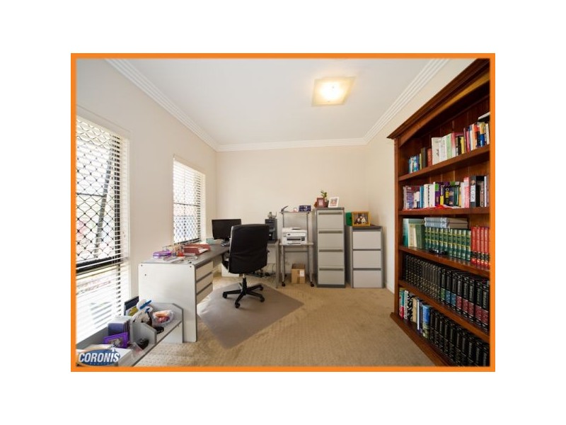 44 Tranters Avenue, Seven Hills QLD 4170