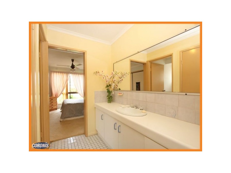 29 Hall Avenue, Bribie Island QLD 4507