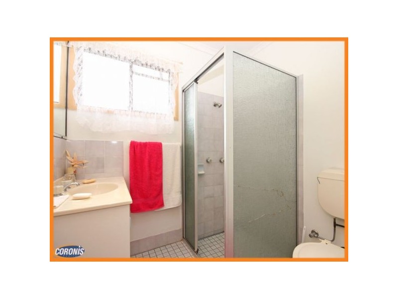 29 Hall Avenue, Bribie Island QLD 4507