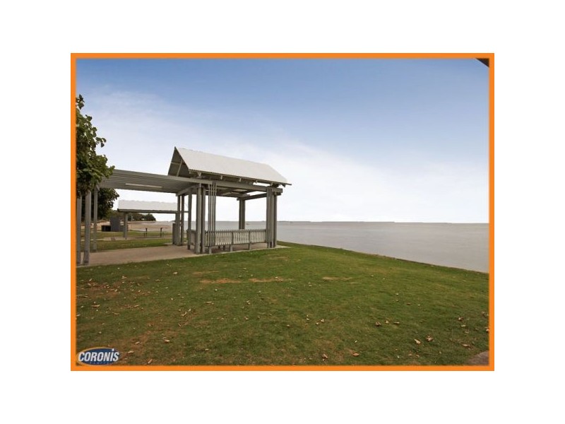 29 Hall Avenue, Bribie Island QLD 4507