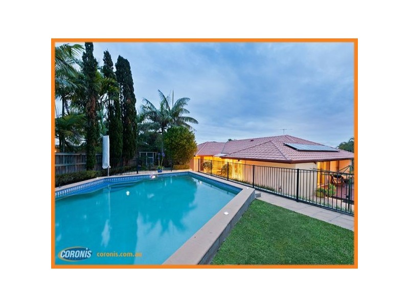 32 Torrens Place, Parkinson QLD 4115
