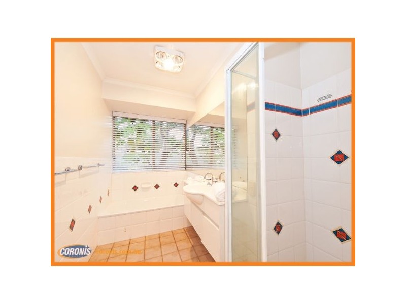 32 Torrens Place, Parkinson QLD 4115