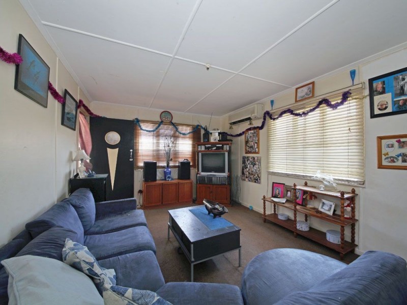 9 Goodfellows Road, Kallangur QLD 4503