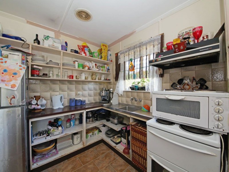 9 Goodfellows Road, Kallangur QLD 4503