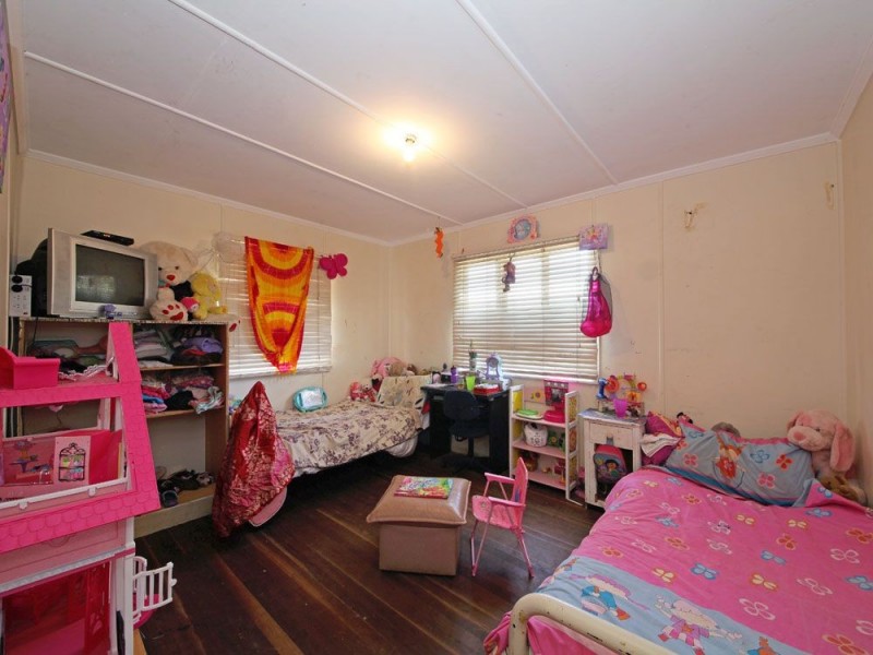 9 Goodfellows Road, Kallangur QLD 4503