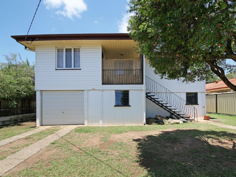 9 Goodfellows Road, Kallangur QLD 4503