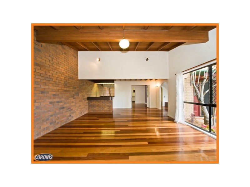 373 Winstanley Street, Carindale QLD 4152