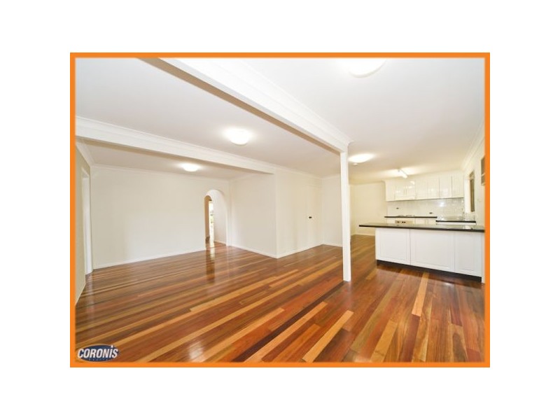 373 Winstanley Street, Carindale QLD 4152