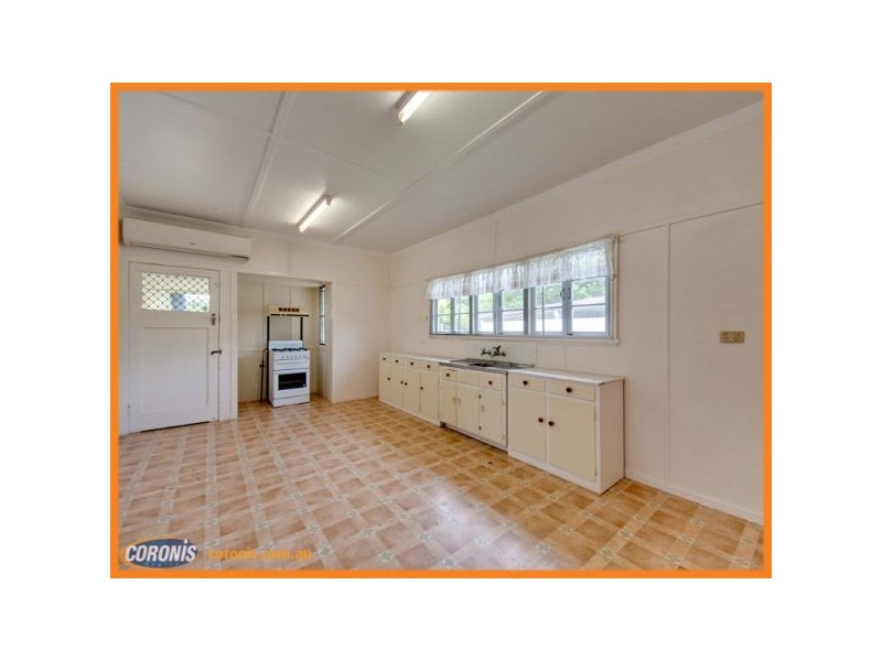 11 Boles Street, Stafford QLD 4053