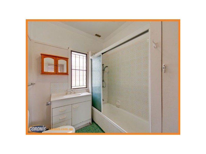 11 Boles Street, Stafford QLD 4053