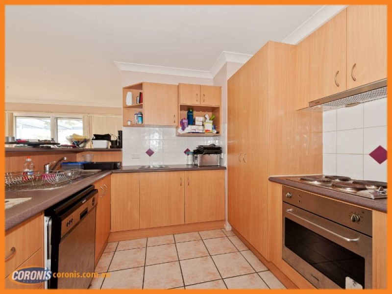 19 Lagoona Court, Churchill QLD 4305