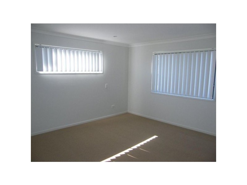z2/4  Sugarglider Court, Morayfield QLD 4506