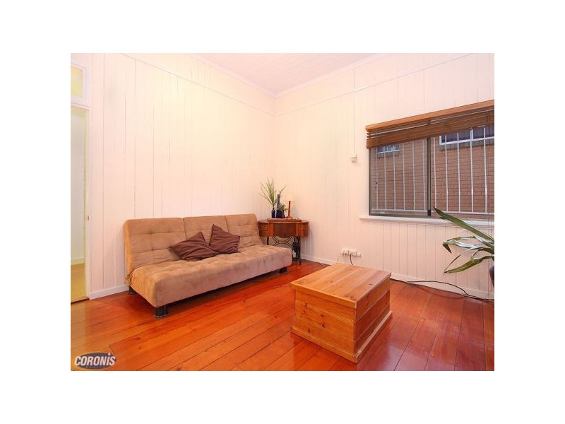 63 Somerset Road, Kedron QLD 4031