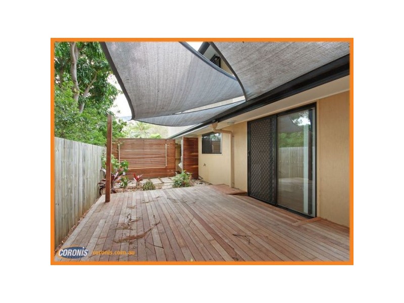 7/5 Bramble Street, Woody Point QLD 4019