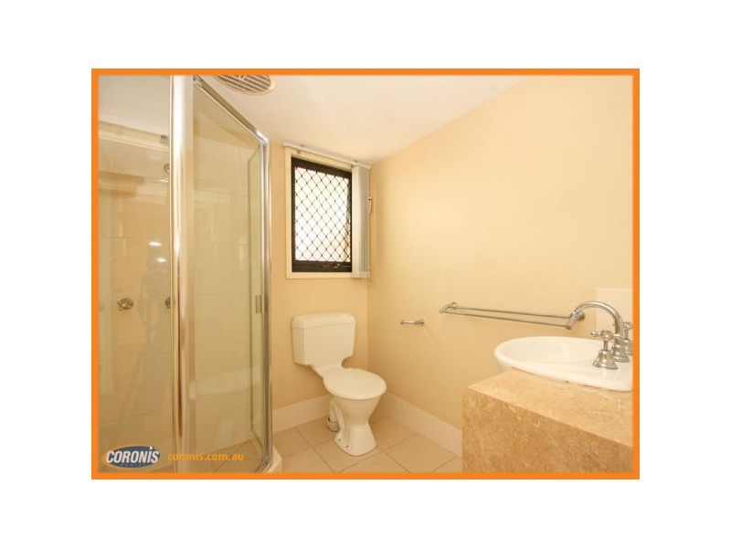 7/5 Bramble Street, Woody Point QLD 4019