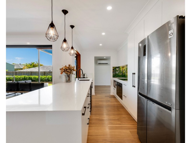 6 Yungaba Place, Bracken Ridge QLD 4017