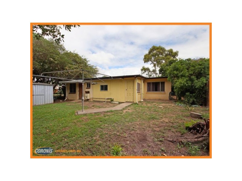 35 Gowen Street, Shorncliffe QLD 4017