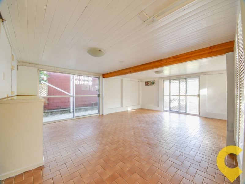 21 Astley Street, Wynnum West QLD 4178